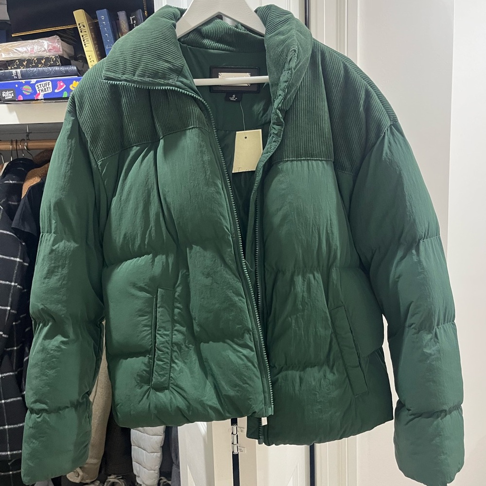 Indigo saints corduroy hunter green puffer jacket Size Small
